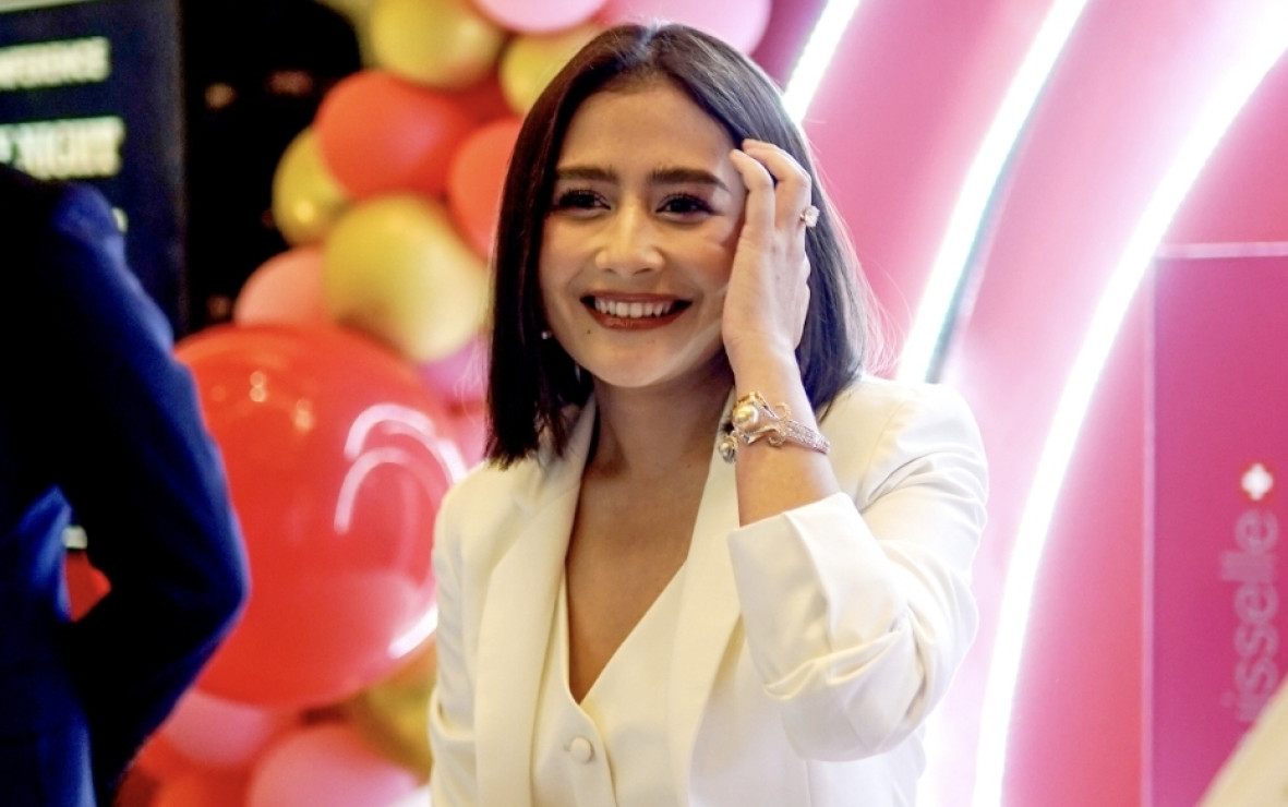 Image result for Prilly Latuconsina